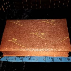 Free With Purchase Of $20, Keepsake or jewelry box